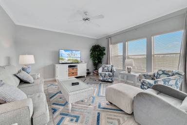 Condo  Romar Beach