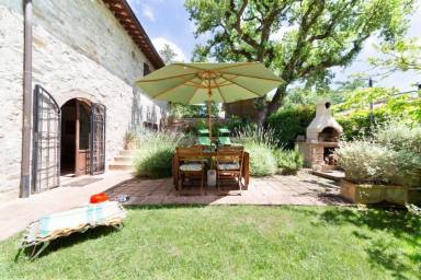 Cottage Yard Panzano