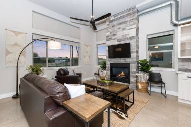 House Pet-friendly University Park