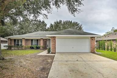 House  Deltona