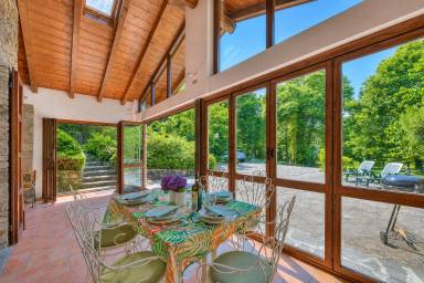145 qm Ferienhaus mit eingezäuntem Garten für 6 Gäste mit Hund in Castello, Lago Maggiore