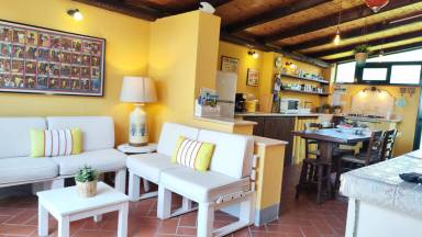 Beautiful apartment with terrace & garden