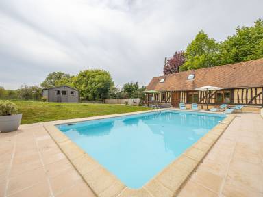 Normandie Ferienhaus mit Hund und Pool