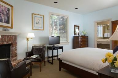 Bed and breakfast  Camp Meeker