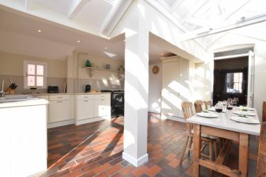 Cottage Balcony Reydon