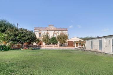 Casa rural de 550 m²