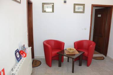 House Ploče
