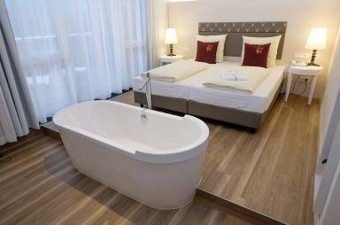 Hotel Bären Titisee, (Titisee-Neustadt), LHS 03490