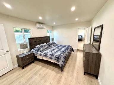 Charming 1-bed, 1-bath apartment with AC and WiFi by The Americana in Glendale.