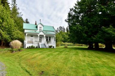 House Lopez Island