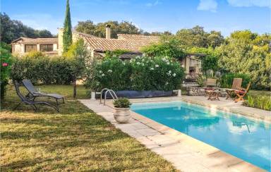 190 m² House