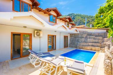 160 m² House