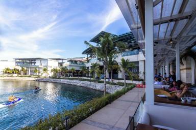 223 m² House