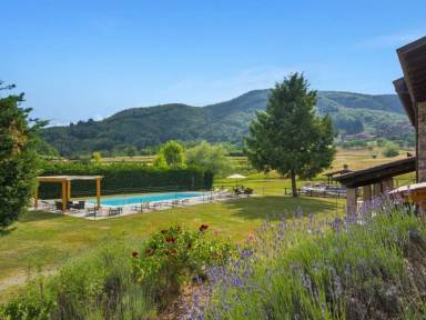 Villa  Camporgiano