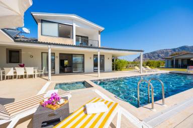 250 m² Villa