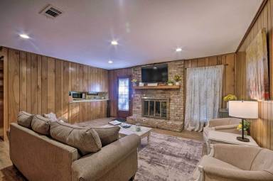 House Pet-friendly Woodhaven