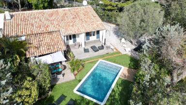 100 m² House