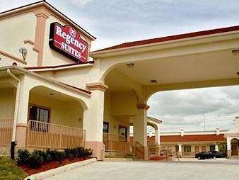 Hotel O Regency Suites Houston IAH Beltway 8