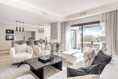257 m² Apartment