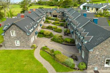 120 m² House