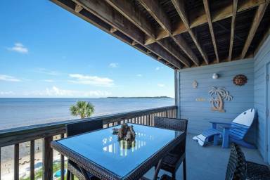 Condo Cedar Key