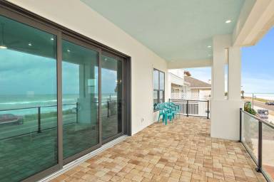 209 m² House