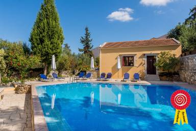 Children-friendly house with pool, garden & terrace | Sea view