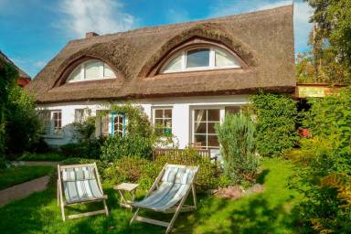 Wunderschönes Ferienhaus in Binz mit Eigener Terrasse