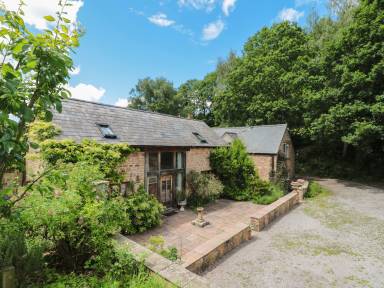 Cottage with garden