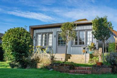 House with 1 room for 3 persons