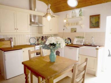 Cottage  Reen