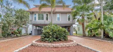 House  Belleair Shore