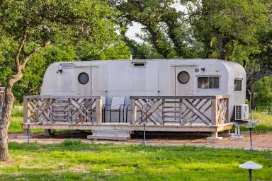 Mobile home  Spicewood