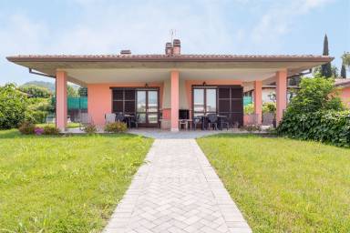 65 m² House