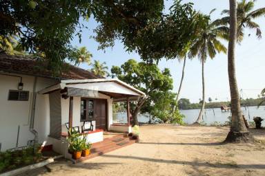 House Pet-friendly Vypin