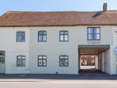 145 m² House