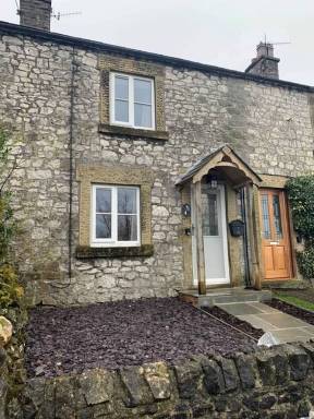 Cottage  Taddington