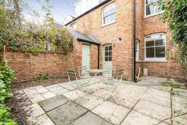 House  Headington
