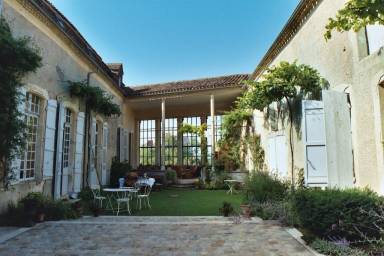 House Pool Douzains
