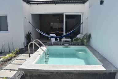 Aparthotel con piscina privada | Vistas a la piscina | Adaptado para teletrabajar