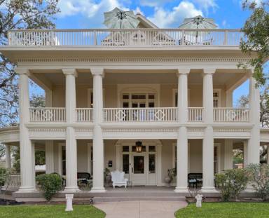 House Olmos Park