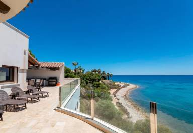 Villa 700 m²