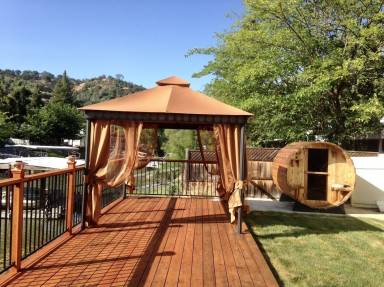House Clearlake Oaks