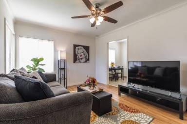 Apartment Burbank
