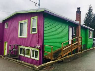 House  Powell River