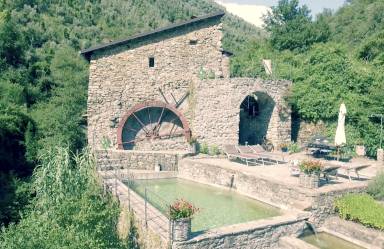 Farmhouse Pigna