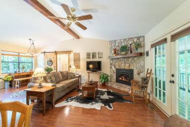 Cabin Murphy