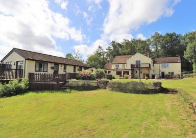 Cottage  Symonds Yat