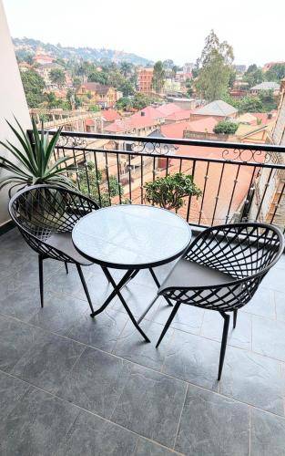Serviced apartment with terrace & garden in Kampala