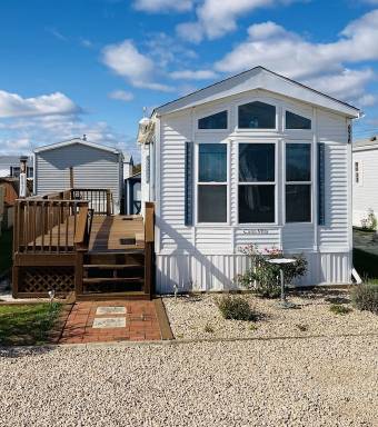 Airbnb  South Kingstown